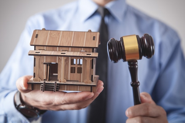 layanan_0003_Hukum-Properti-&-Real-Estat